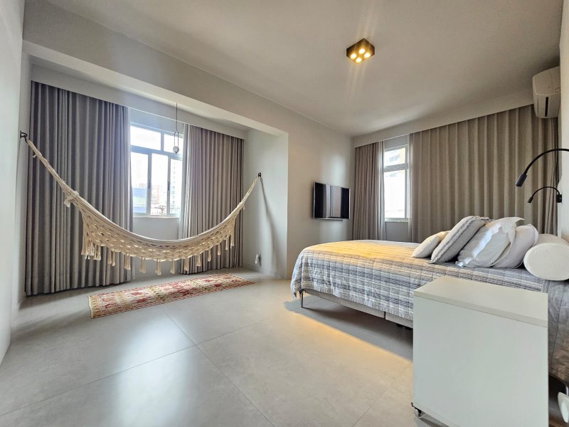 APARTAMENTO NASCENTE 4 QUARTOS 2 SUÍTES CLOSET LAVABO 2 GARAGENS À VENDA NA BARRA! Avenida Princesa Isabel Salvador - 