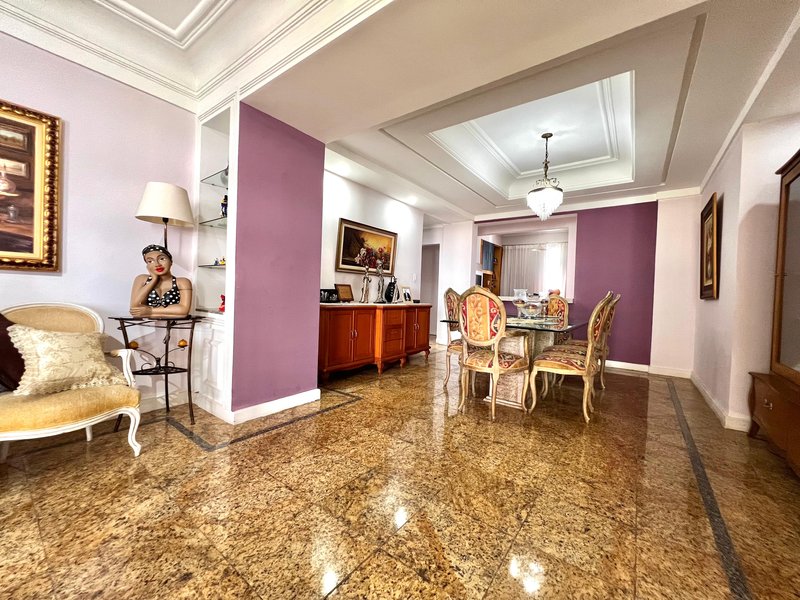 APARTAMENTO NASCENTE 4 QUARTOS 2 SUÍTES CLOSET LAVABO 2 GARAGENS À VENDA NA BARRA! Avenida Princesa Isabel Salvador - 