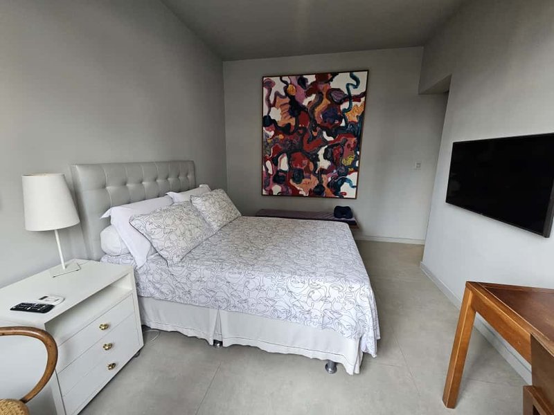 APARTAMENTO NASCENTE 4 QUARTOS 2 SUÍTES CLOSET LAVABO 2 GARAGENS À VENDA NA BARRA! Avenida Princesa Isabel Salvador - 