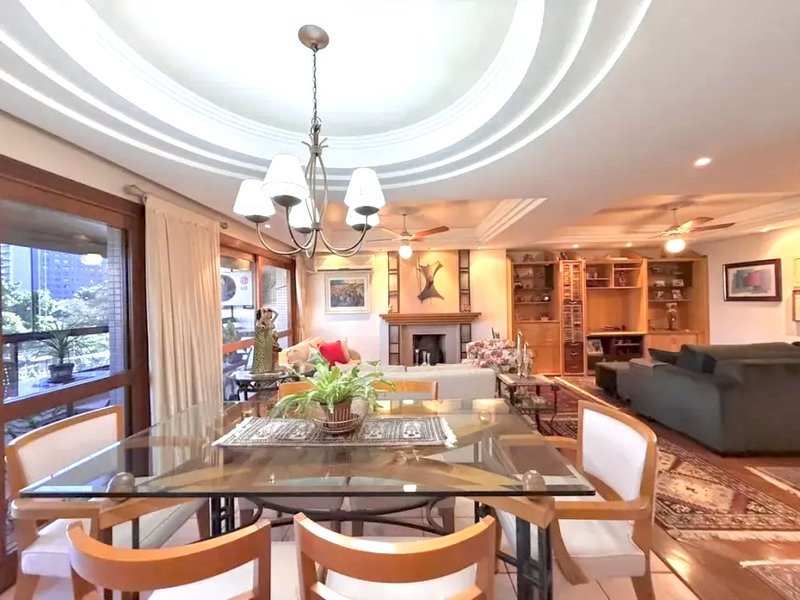 R$ 1.450.000 - APARTAMENTO - 167M2 - 3 DORM - SUÍTE - SACADÃO - DEPENDÊNCIA - 2 VAGAS Rua Carvalho Monteiro Porto Alegre - 