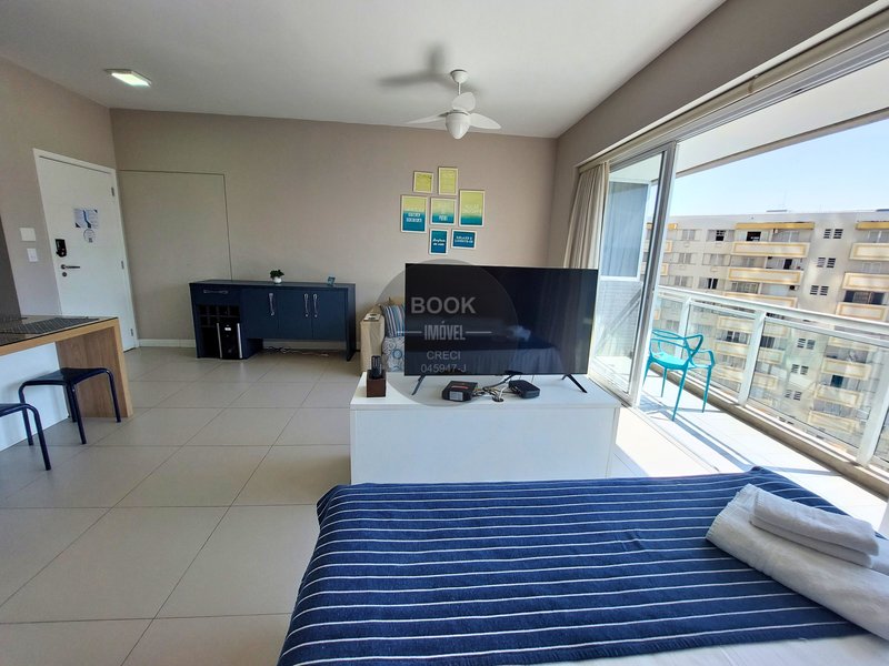 Studio completo no Unlimited Santos Avenida Presidente Wilson Santos - 