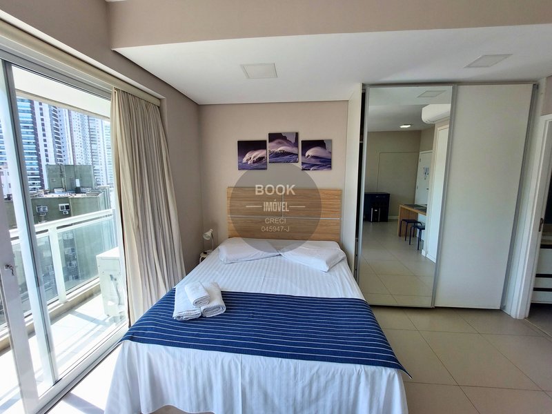 Studio completo no Unlimited Santos Avenida Presidente Wilson Santos - 