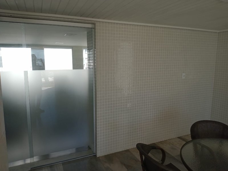 APARTAMENTO VISTA MAR 3 QUARTOS SUÍTE VARANDA LAVABO GARAGEM À VENDA NA BARRA! Avenida Sete de Setembro Salvador - 