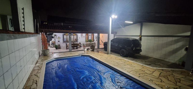 🏡 Casa térrea espaçosa e pronta para morar!  Caraguatatuba - 
