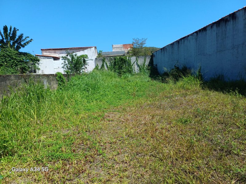 🌟 Terreno amplo e bem localizado no Cidade Jardim  Caraguatatuba - 