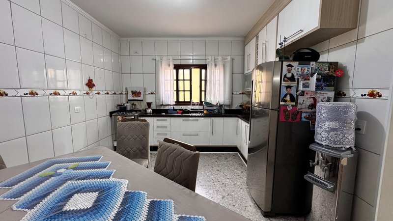 Sobrado 2 dormit&oacute;rios + 3 vagas de garagem  Guarulhos - 