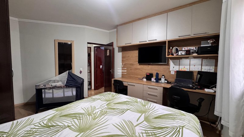 Sobrado 2 dormit&oacute;rios + 3 vagas de garagem  Guarulhos - 