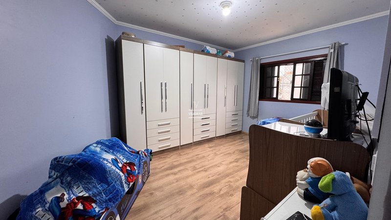 Sobrado 2 dormit&oacute;rios + 3 vagas de garagem  Guarulhos - 