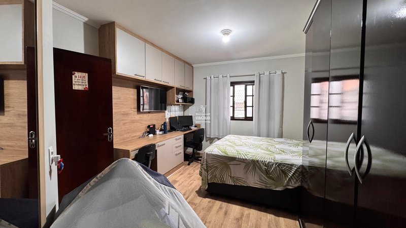 Sobrado 2 dormit&oacute;rios + 3 vagas de garagem  Guarulhos - 