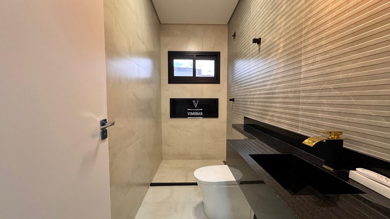 Sobrado 3 dormit&oacute;rios sendo 1 su&iacute;te + 3 vagas de garagem  Guarulhos - 