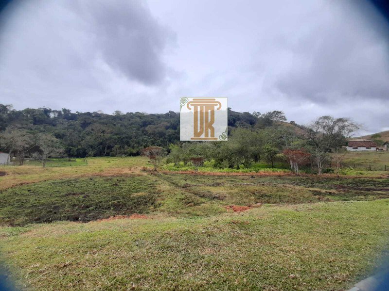 Sitio na zona norte de São José dos Campos com 20.000m²  São José dos Campos - 
