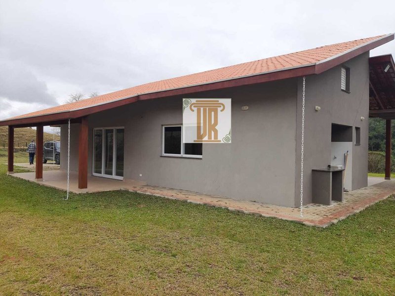 Sitio na zona norte de São José dos Campos com 20.000m²  São José dos Campos - 