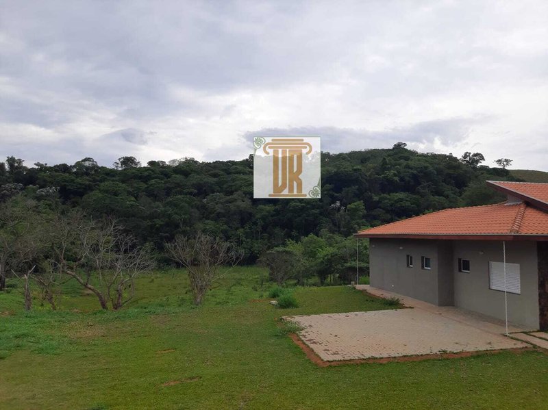 Sitio na zona norte de São José dos Campos com 20.000m²  São José dos Campos - 