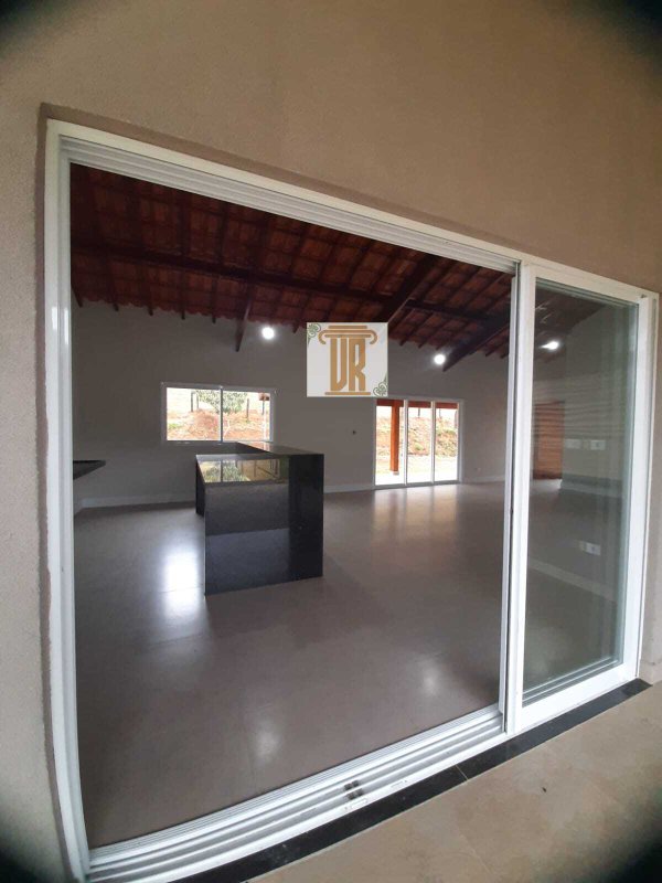 Sitio na zona norte de São José dos Campos com 20.000m²  São José dos Campos - 