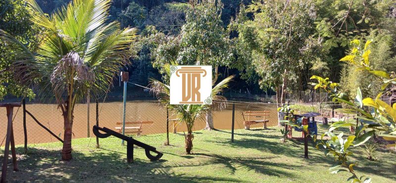 Chácara com 9.700m² lago e rancho em São José dos Campos - SP  São José dos Campos - 