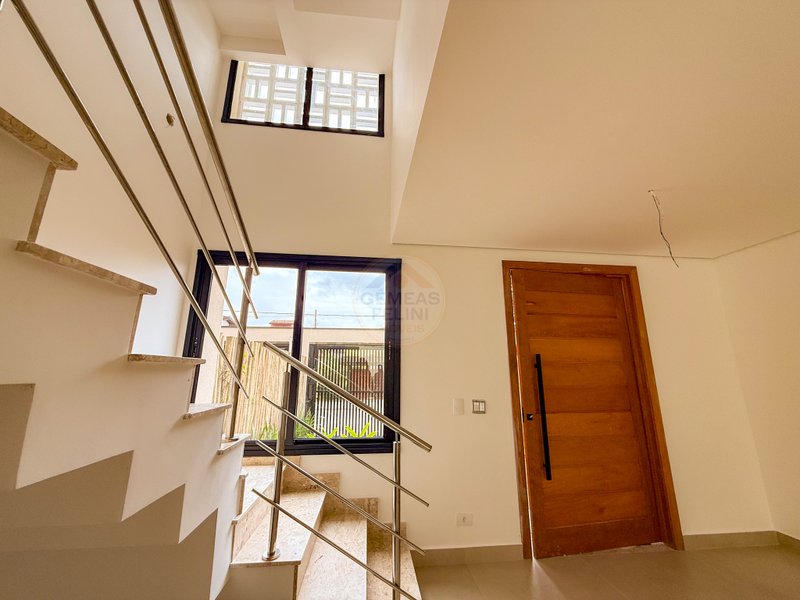 Casa em Condomínio na Praia de Juquehy - À VENDA  São Sebastião - 