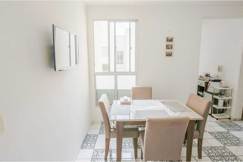 Apartamento &agrave; venda, 47m - Mobiliado, 2 quartos, 1 vaga coberta - R$ 260.000 - Sorocaba SP Avenida Três de Março Sorocaba - 