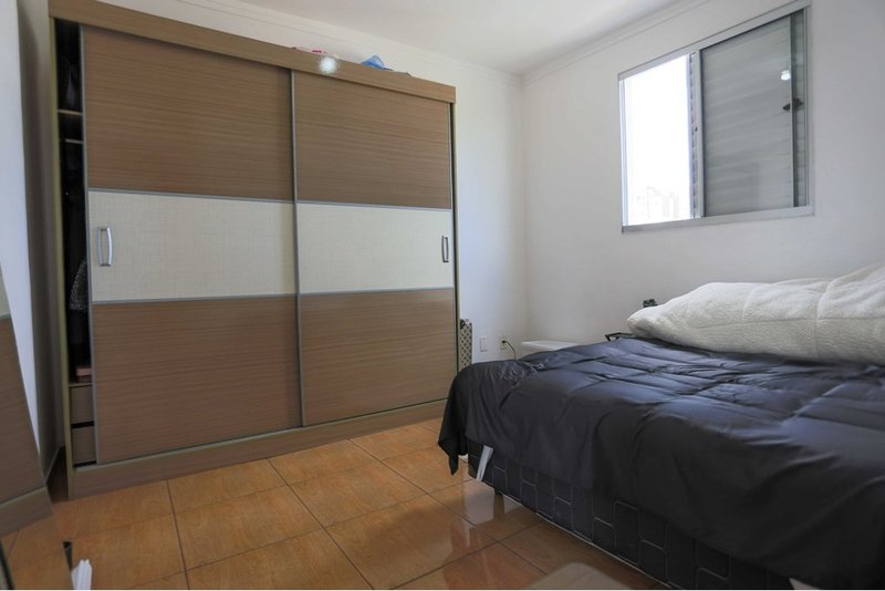 Apartamento &agrave; venda, 47m - Mobiliado, 2 quartos, 1 vaga coberta - R$ 260.000 - Sorocaba SP Avenida Três de Março Sorocaba - 