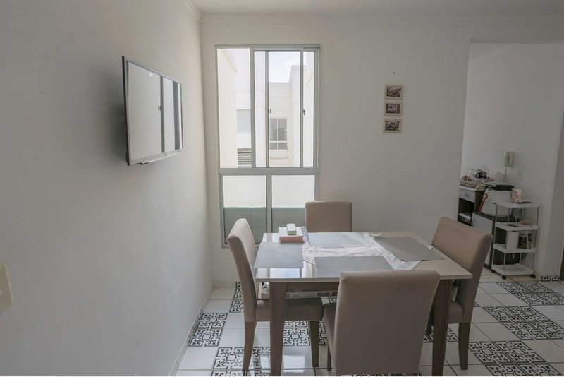 Apartamento &agrave; venda, 47m - Mobiliado, 2 quartos, 1 vaga coberta - R$ 260.000 - Sorocaba SP Avenida Três de Março Sorocaba - 