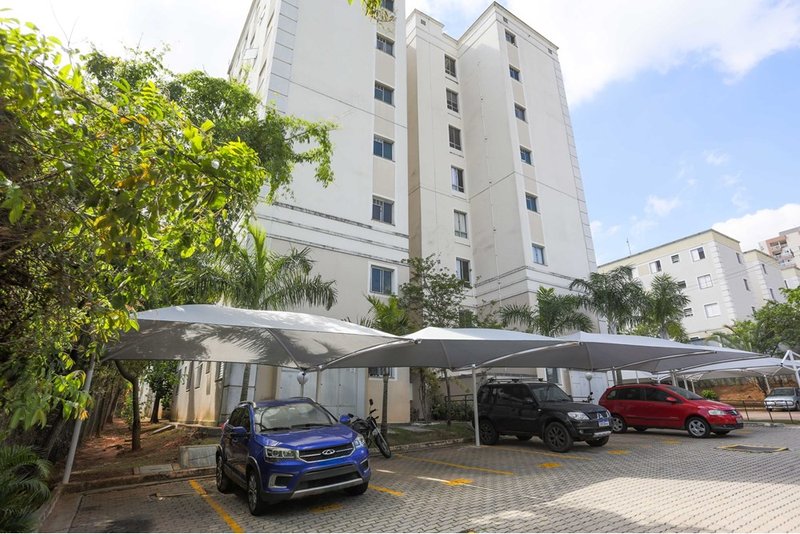 Apartamento &agrave; venda, 47m - Mobiliado, 2 quartos, 1 vaga coberta - R$ 260.000 - Sorocaba SP Avenida Três de Março Sorocaba - 