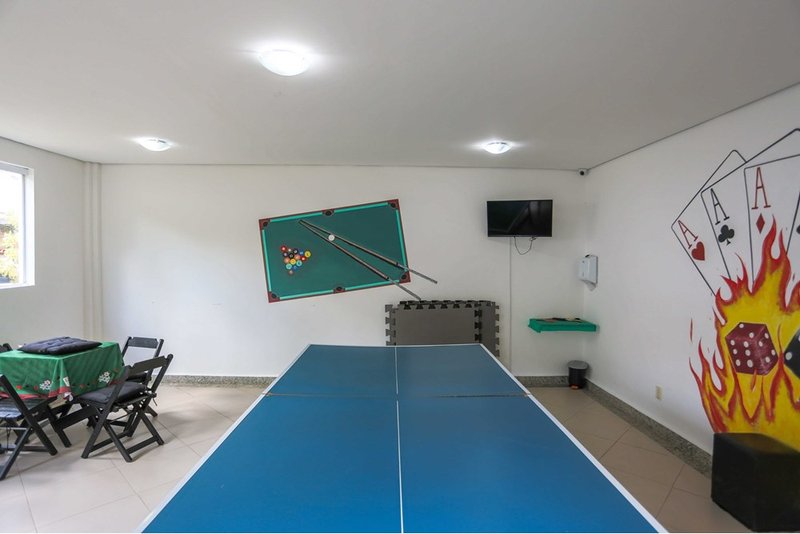 Apartamento &agrave; venda, 47m - Mobiliado, 2 quartos, 1 vaga coberta - R$ 260.000 - Sorocaba SP Avenida Três de Março Sorocaba - 