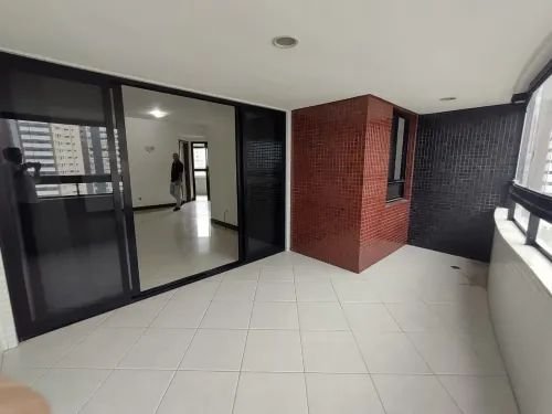 APARTAMENTO 4 SUITES VARANDA ANDAR ALTO 3 GARAGENS ELEVADOR PISCINA QUADRA ACADEMIA !!! Rua Oito de Dezembro Salvador - 