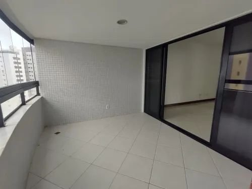 APARTAMENTO 4 SUITES VARANDA ANDAR ALTO 3 GARAGENS ELEVADOR PISCINA QUADRA ACADEMIA !!! Rua Oito de Dezembro Salvador - 