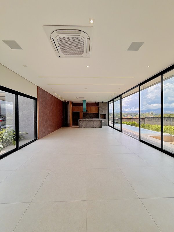 ✨ Casa Térrea Nova à Venda – Condomínio Lago Azul Golf Club ALAMEDA DAS AMOREIRAS Araçoiaba da Serra - 