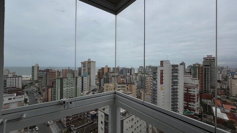 APARTAMENTO À VENDA - MOBILIADO – ALTO PADRÃO - 151M2 - 3 SUÍTE Rua Ipanema Praia Grande - 