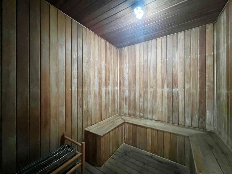 APARTAMENTO À VENDA - MOBILIADO – 60M2 – 2 QUARTOS Rua Meinacos Praia Grande - 