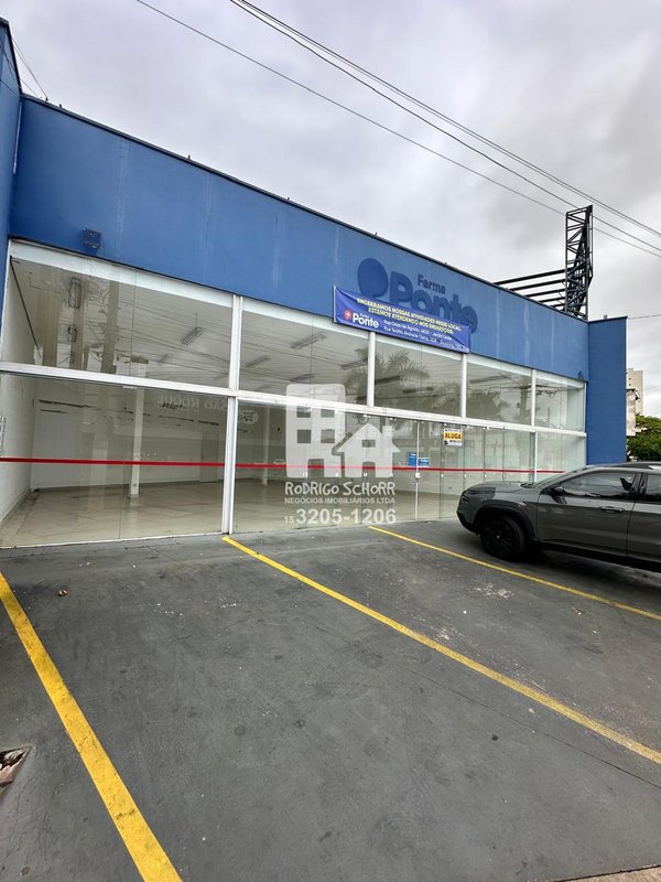 Ponto Comercial para Locação – Ao lado do McDonald's e Supermercado São Roque  Tatuí - 