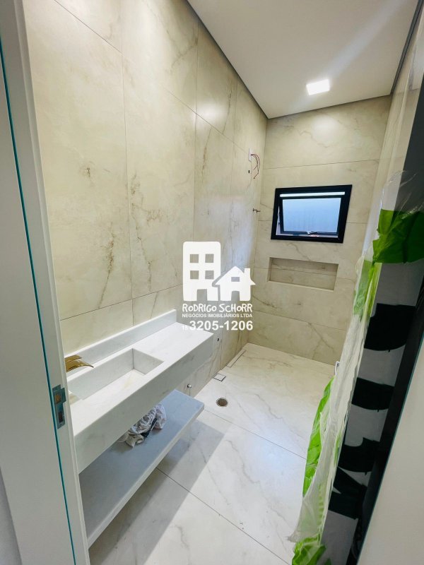 🏡 Casa com Arquitetura Moderna no Condomínio Reserva dos Ypês II – Tatuí/SP  Tatuí - 