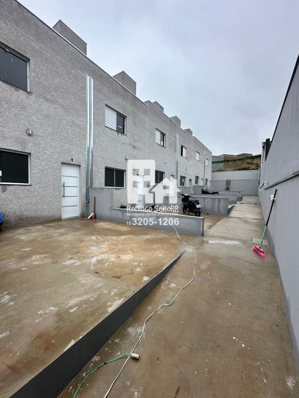 🏡 Sobrado com 2 quartos à Venda – Venha morar na Colina Verde! OPORTUNIDADE!  Tatuí - 