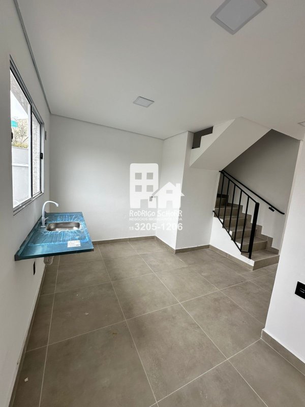 🏡 Sobrado com 2 quartos à Venda – Venha morar na Colina Verde! OPORTUNIDADE!  Tatuí - 