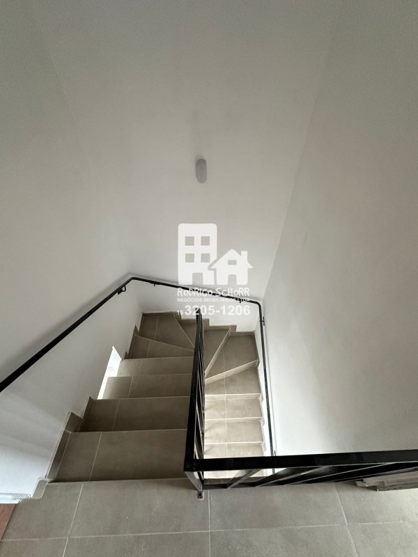 🏡 Sobrado com 2 quartos à Venda – Venha morar na Colina Verde! OPORTUNIDADE!  Tatuí - 