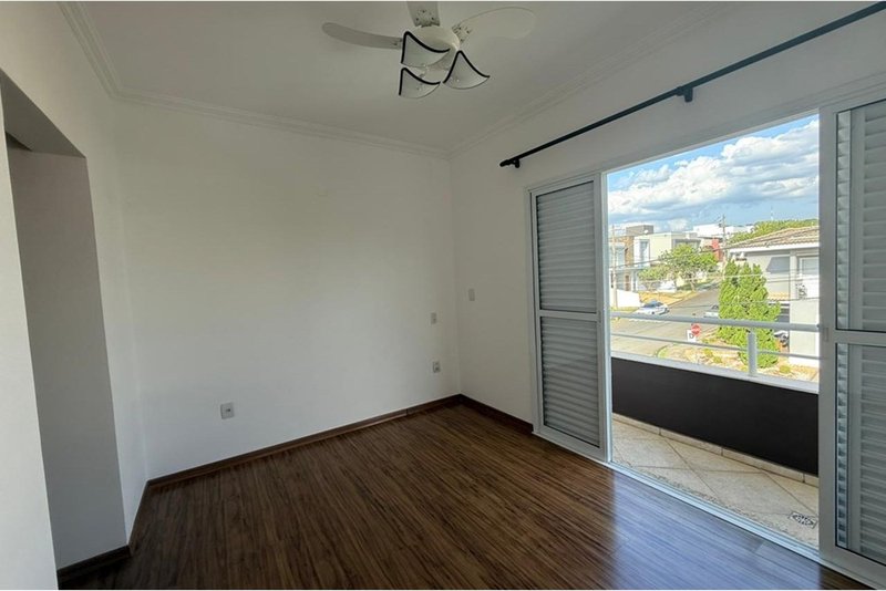 Casa &agrave; Venda &ndash;180m - 3 Su&iacute;tes &ndash; R$ 1.245.000 &ndash; Condom&iacute;nio Horizonte de Sorocaba - Sorocaba Rua Ramon Haro Martini Sorocaba - 