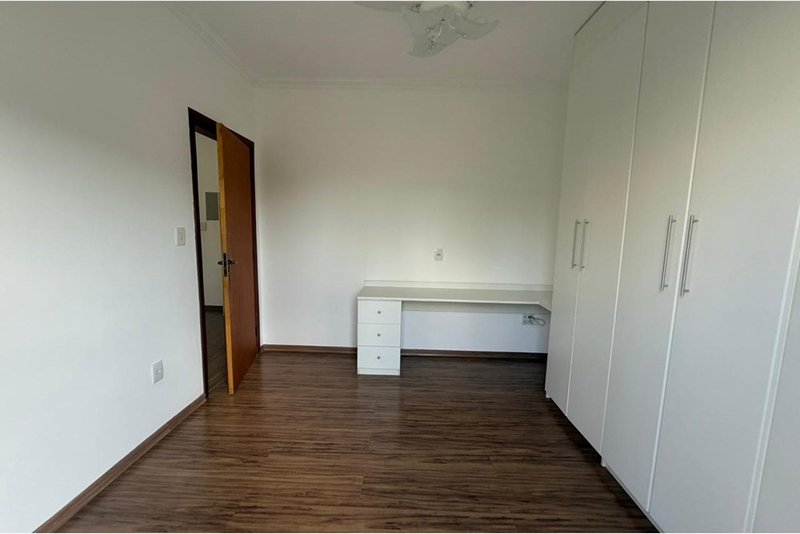 Casa &agrave; Venda &ndash;180m - 3 Su&iacute;tes &ndash; R$ 1.245.000 &ndash; Condom&iacute;nio Horizonte de Sorocaba - Sorocaba Rua Ramon Haro Martini Sorocaba - 