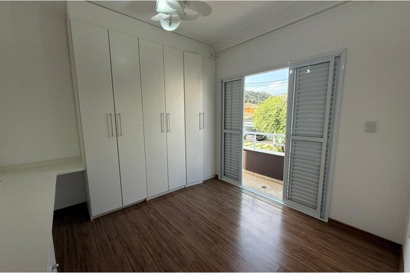 Casa &agrave; Venda &ndash;180m - 3 Su&iacute;tes &ndash; R$ 1.245.000 &ndash; Condom&iacute;nio Horizonte de Sorocaba - Sorocaba Rua Ramon Haro Martini Sorocaba - 