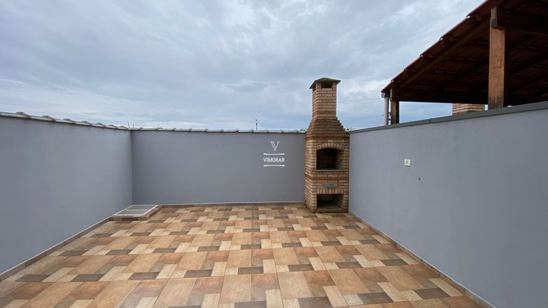 Sobrado 3 dormit&oacute;rios sendo 1 su&iacute;te + 2 vagas de garagem  Itaquaquecetuba - 