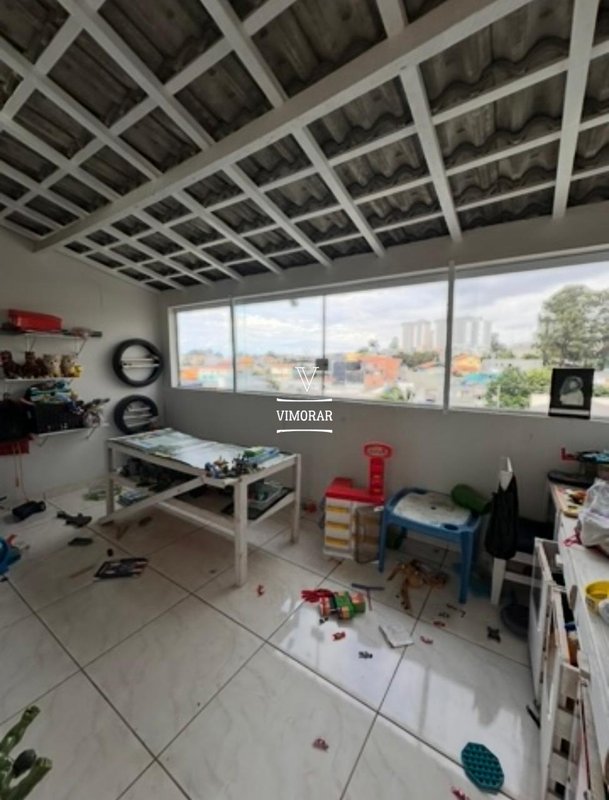 Sobrado 3 dormit&oacute;rios sendo 1 su&iacute;te + 4 vagas de garagem  Guarulhos - 