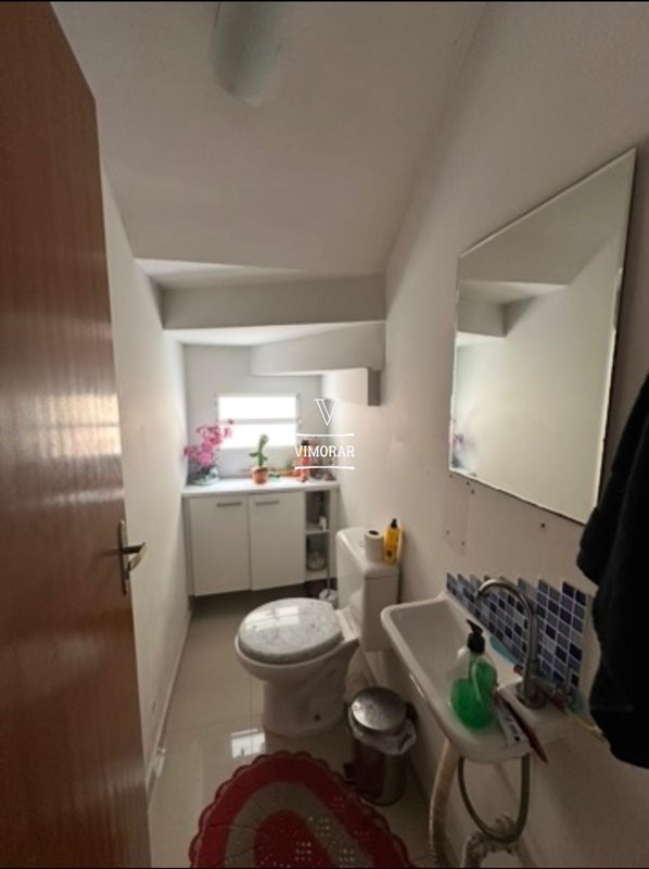 Sobrado 3 dormit&oacute;rios sendo 1 su&iacute;te + 4 vagas de garagem  Guarulhos - 