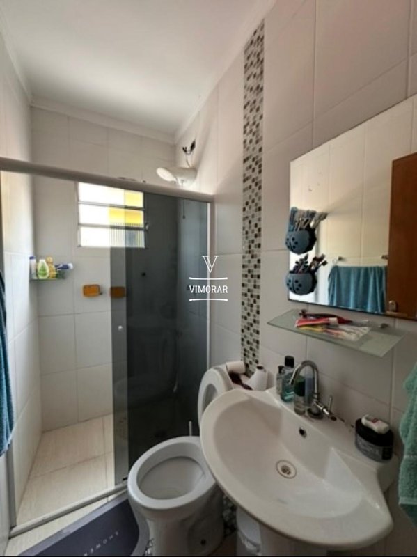 Sobrado 3 dormit&oacute;rios sendo 1 su&iacute;te + 4 vagas de garagem  Guarulhos - 