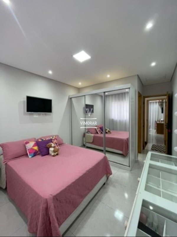 Sobrado 2 dormit&oacute;rios sendo 1 su&iacute;te + 2 vagas de garagem  Guarulhos - 