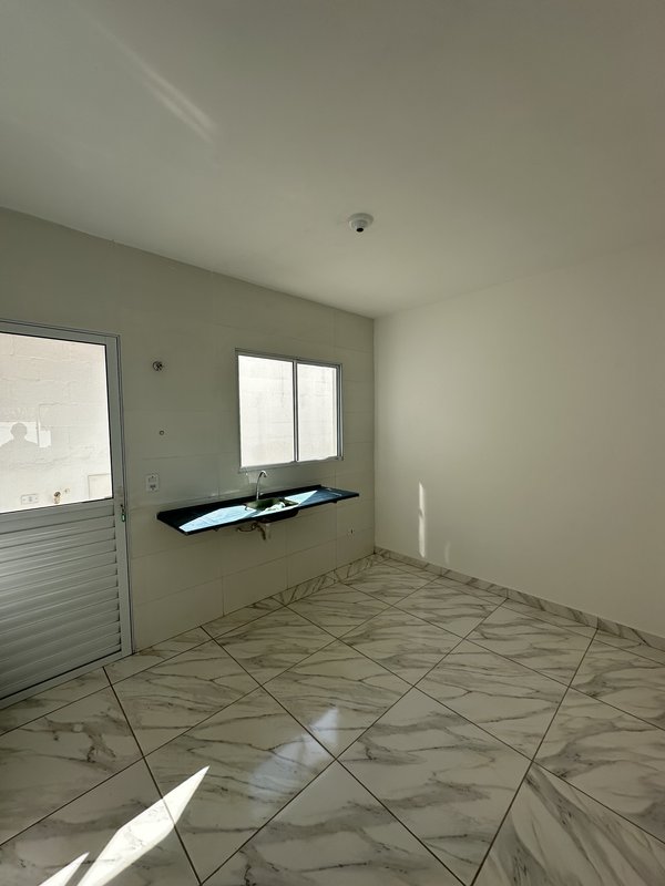 CASAS PRONTAS PARA MORAR — ESTÂNCIA LAGO AZUL! Rua Tibagi Franco da Rocha - 