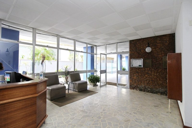 R$ 495.000 - EXCELENTE APARTAMENTO - ANDAR ALTO - 67M2 - 2 DORM - VISTA - 1 VAGA Rua Duque de Caxias Porto Alegre - 