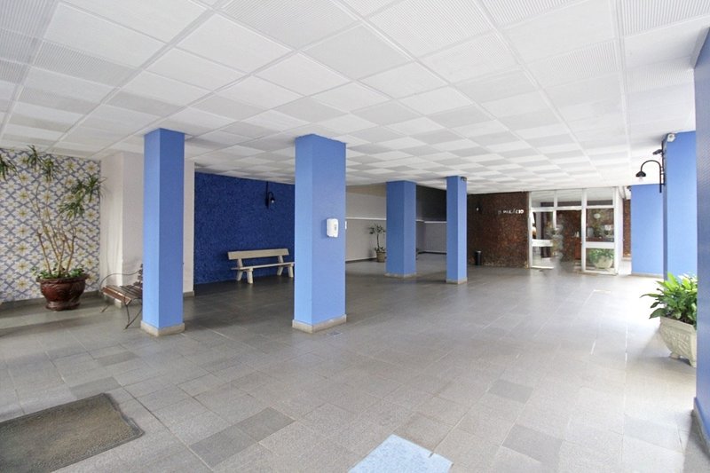 R$ 495.000 - EXCELENTE APARTAMENTO - ANDAR ALTO - 67M2 - 2 DORM - VISTA - 1 VAGA Rua Duque de Caxias Porto Alegre - 