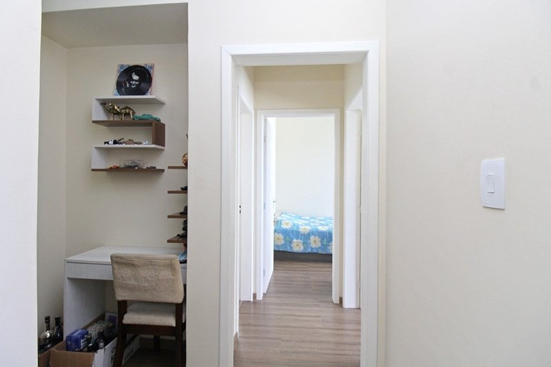 R$ 495.000 - EXCELENTE APARTAMENTO - ANDAR ALTO - 67M2 - 2 DORM - VISTA - 1 VAGA Rua Duque de Caxias Porto Alegre - 