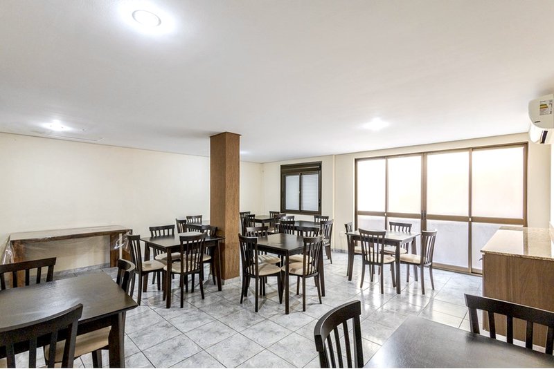 R$ 575.000 - LINDO APARTAMENTO - 82M2 - 3 DORM - SU&Iacute;TE - CHURRASQUEIRA - 1 VAGA Rua Roque Calage Porto Alegre - 