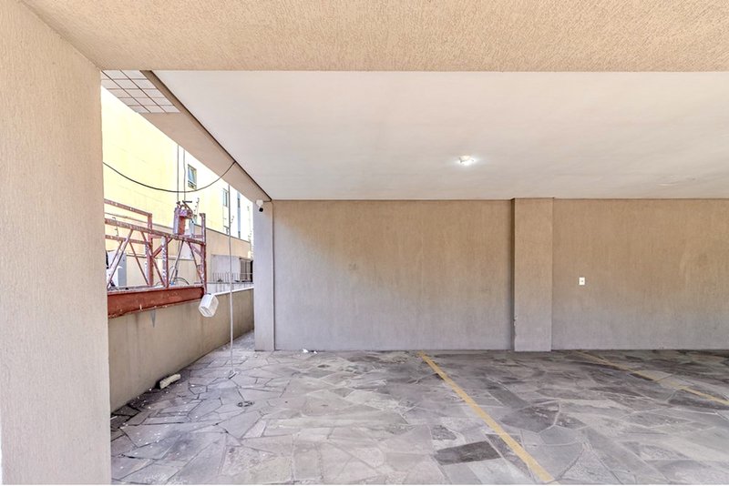 R$ 575.000 - LINDO APARTAMENTO - 82M2 - 3 DORM - SU&Iacute;TE - CHURRASQUEIRA - 1 VAGA Rua Roque Calage Porto Alegre - 