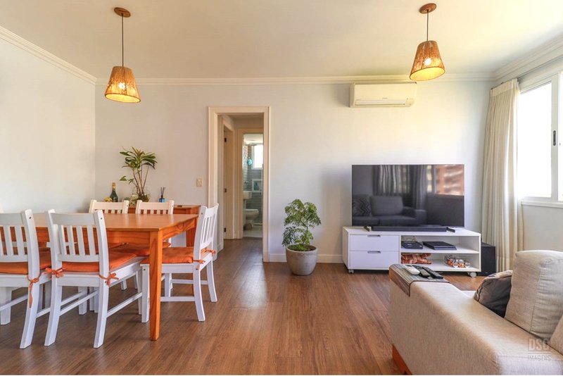 R$ 790.000 - EXCELENTE APARTAMENTO - 75M2 - 2 DORM - SU&Iacute;TE - VISTA - 2 VAGAS Rua Pedro Ivo Porto Alegre - 